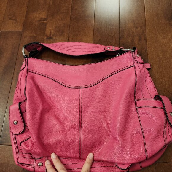 Danier pink leather shoulder bag - Picture 6 of 11